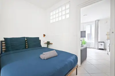 Plan de l'établissement Eiffel Tower Heart of Paris 1BR-4P with NetFlix