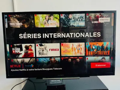 Télévision ou salle de divertissement dans l'établissement Paris La Défense Studio