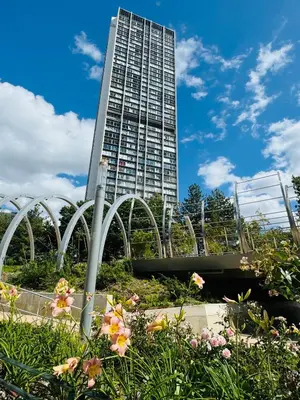 Jardin de l'établissement Paris La Défense Studio