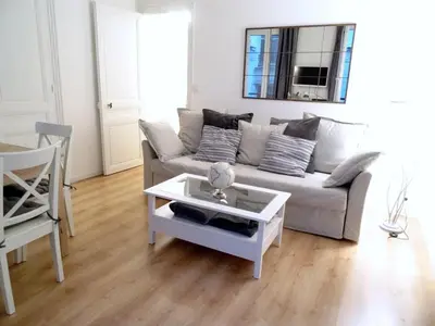 Coin salon dans l'établissement Cour Condorcet 6P Paris Gestion Immo Daumesnil