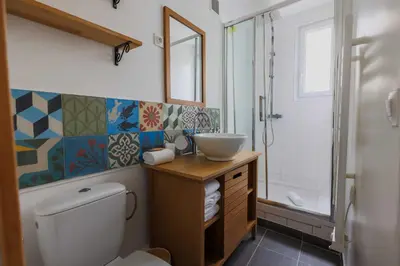 Salle de bains dans l'établissement Charming apartment - 1BR- 4P- Oberkampf