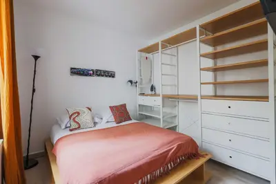 Un ou plusieurs lits dans un hébergement de l'établissement Charming apartment - 1BR- 4P- Oberkampf