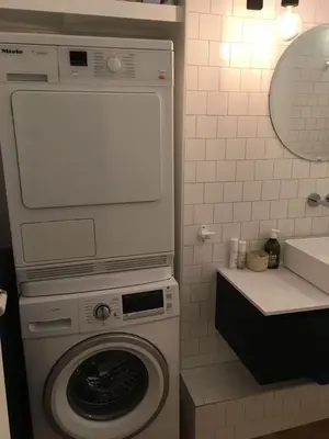 Salle de bains dans l'établissement Family apartment near Marais in Oberkampf