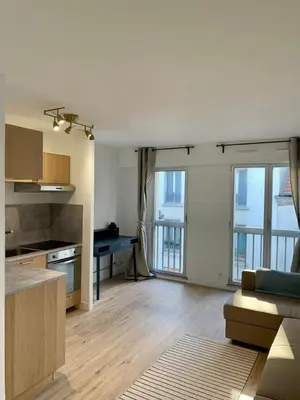 Cuisine ou kitchenette dans l'établissement 598 Suite Bachelet - Cosy Apartment in Montmartre