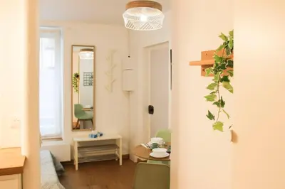 Salle de bains dans l'établissement Charming studio in the heart of Paris 14