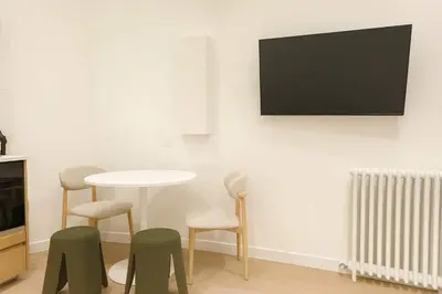Télévision ou salle de divertissement dans l'établissement Appartement familiale parfait pour 4p - paris 13