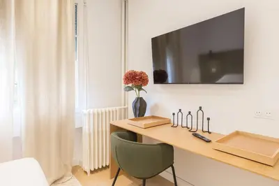Télévision ou salle de divertissement dans l'établissement Appartement duplex familiale 2 chambres Paris 13