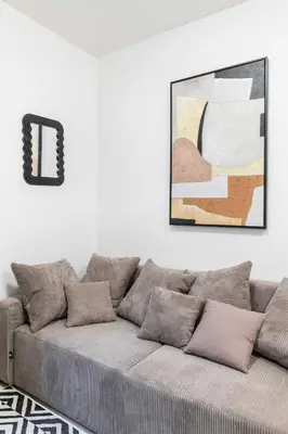 Coin salon dans l'établissement Appartement cosy hopital bichat - paris 18 - 4P