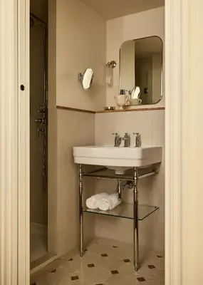 Salle de bains dans l'établissement L'Opale Noire
