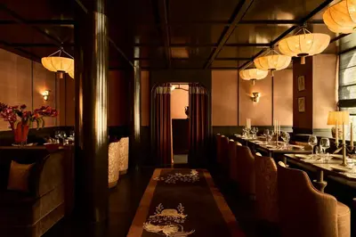 Coin salon dans l'établissement L'Opale Noire