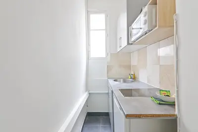Plan de l'établissement Eiffel Tower 2 Heart of Paris 1BR-4P with NetFlix