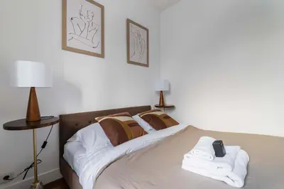 Un ou plusieurs lits dans un hébergement de l'établissement Appartement Gare de reuilly - Paris 12 - 4p