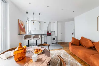 Coin salon dans l'établissement Appartement Gare de reuilly - Paris 12 - 4p