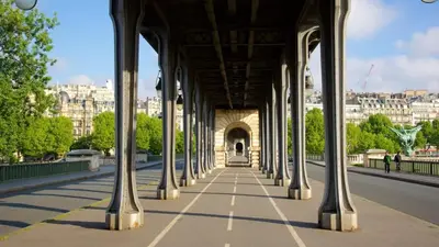 Plan de l'établissement Studio de charme quartier tour eiffel - 2P