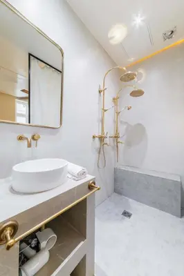 Salle de bains dans l'établissement Studio de charme quartier tour eiffel - 2P