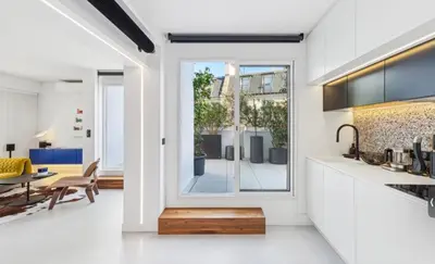 Cuisine ou kitchenette dans l'établissement Penthouse Design & Luxury Terrace
