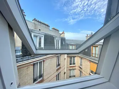 Balcon ou terrasse dans l'établissement New 468 Suite Eddy - Cosy Apartment Paris Center