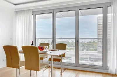 Balcon ou terrasse dans l'établissement Suite Mitterand, Penthouse Parisien avec balcon