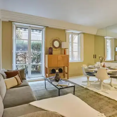 Stylish Apartment in Le Marais