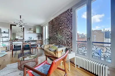 Coin salon dans l'établissement Bright apartment in Mouzaïa Paris 19th arrondissement