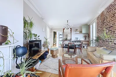 Coin salon dans l'établissement Bright apartment in Mouzaïa Paris 19th arrondissement