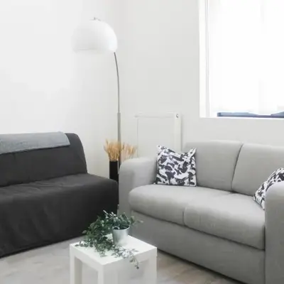 Duplex adjoining the Eiffel hall