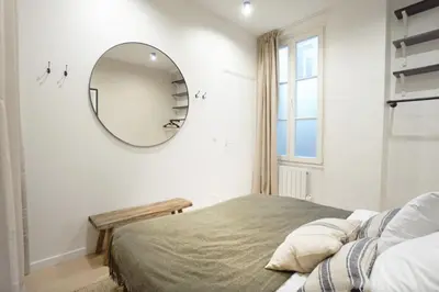 Un ou plusieurs lits dans un hébergement de l'établissement Apartment ideally located in Paris 15
