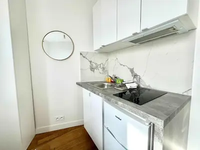 Cuisine ou kitchenette dans l'établissement New 355 Suite Celine- Cosy Apartment Paris Center
