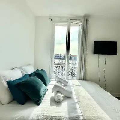 New 355 Suite Celine- Cosy Apartment Paris Center