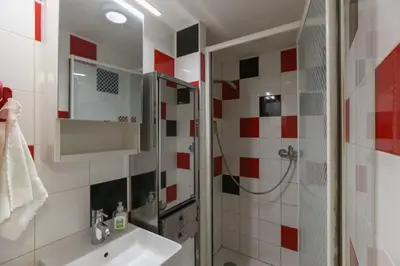 Salle de bains dans l'établissement Souplex- 4P- Centre de Paris