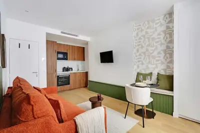 Cuisine ou kitchenette dans l'établissement Appartements Ramey