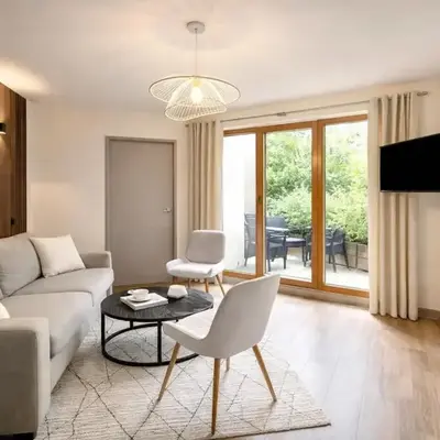 Porte de Versailles - Deluxe studio for 3 with terrace
