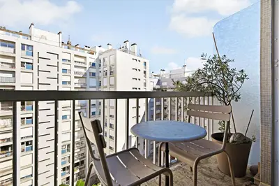 Balcon ou terrasse dans l'établissement Nice studio 2P Champs de Mars - La Motte Picquet