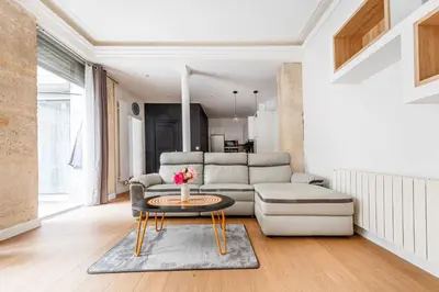 Coin salon dans l'établissement Superb apartment - 2BDR - 4P - Champs-Élysées