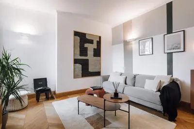 Coin salon dans l'établissement Lido - 1 chambre à Saint-Germain-des-Prés
