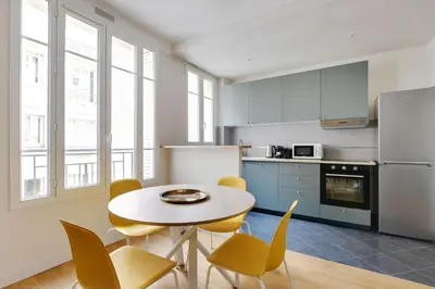 Cuisine ou kitchenette dans l'établissement Modern apartment 1BDR - 4P à Boulogne Billancourt