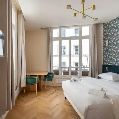 Chic Studio Apartment for 2 Near Bastille