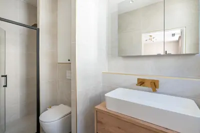 Salle de bains dans l'établissement Cozy Paris Studio for 2 near Bastille