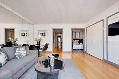 Coin salon dans l'établissement Pick A Flat's Apartment in Montaigne - Avenue Montaigne