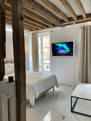 Plan de l'établissement Comfortable studio Place des Vosges - Marais