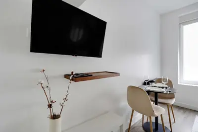 Télévision ou salle de divertissement dans l'établissement Magnificent studio - 4P - Near Bastille