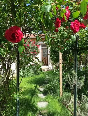 Jardin de l'établissement Secret Garden Studio - Near Paris