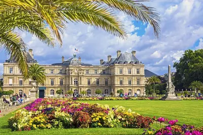 Jardin de l'établissement Bel Appartement en Plein Coeur de paris Quartier EMILY IN PARIS !