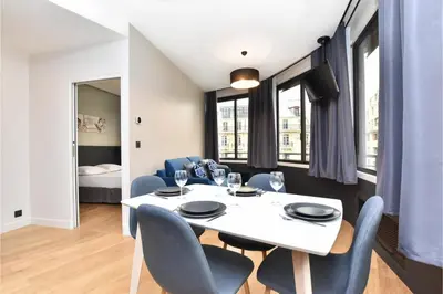 Un ou plusieurs lits dans un hébergement de l'établissement Chic apartment - 1BR 4P - near the Palais Garnier
