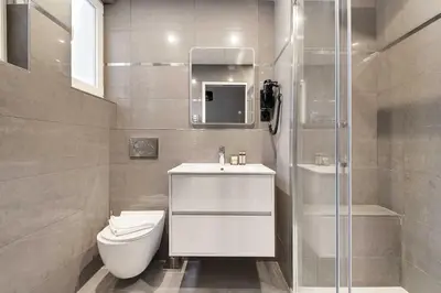 Salle de bains dans l'établissement Modern apartment near Palais Garnier