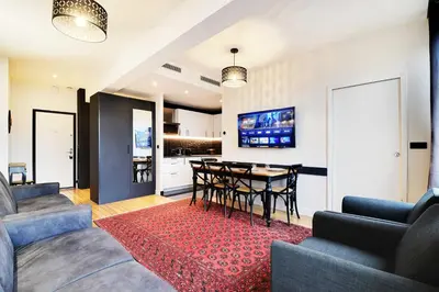 Cuisine ou kitchenette dans l'établissement Modern apartment near Palais Garnier