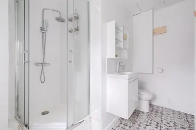 Salle de bains dans l'établissement 24 Madrid - Appartement Saint-Lazare 6P