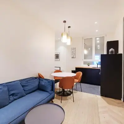 Central apartment 6p L004