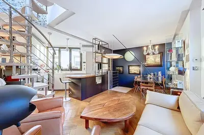 Cuisine ou kitchenette dans l'établissement Maison avec rooftop Vue Tour Eiffel