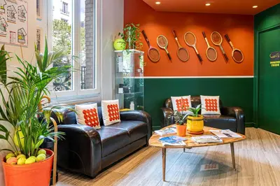 Coin salon dans l'établissement Hotel Olympic Paris Boulogne by Patrick Hayat